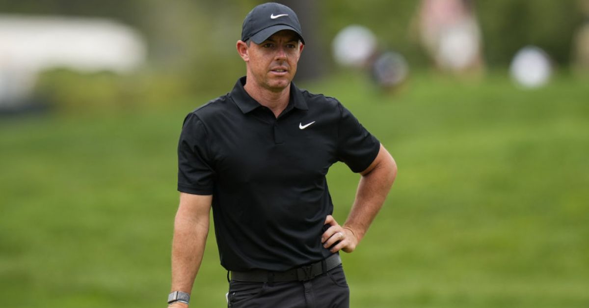 Eighth hole bites back as Rory McIlroy trails record pacesetters