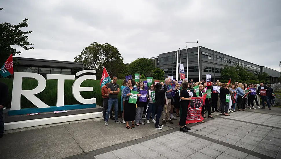 Rté Staff Call For ‘Root And Branch Reform’ During Protest