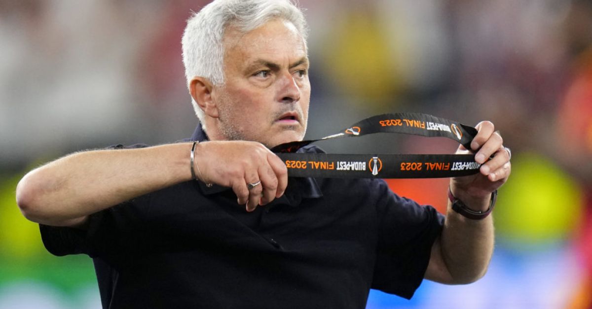 The worst coach of the last 10 years' - Jose Mourinho's third