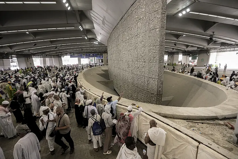 Muslim Pilgrims Take Part In Stoning Of The Devil As Hajj Pilgrimage Winds Down