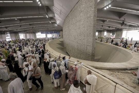 Muslim Pilgrims Take Part In Stoning Of The Devil As Hajj Pilgrimage Winds Down