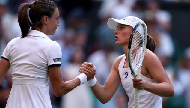 Iga Swiatek Matches Her Best Wimbledon Showing With Win Over Petra Martic