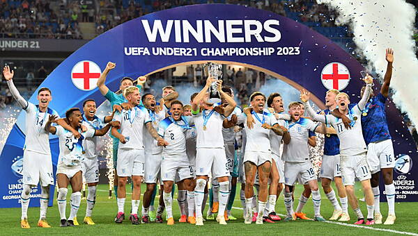 Western People — James Trafford's last-gasp penalty save earns England Under-21s Euro glory - Vimarsana News