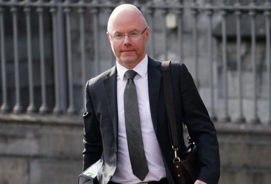 Stephen Donnelly Accuses Sinn Féin Of ‘Weaponising Social Media’