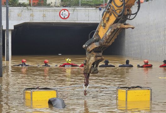 Nine Bodies Pulled From Flooded Tunnel In South Korea