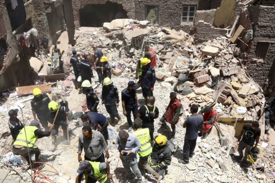 12 Killed As Apartment Building Collapses In Cairo