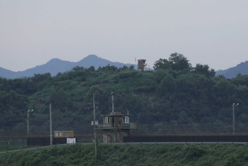 Us Soldier Who Fled To North Korea Had Served Time In South Korean Prison