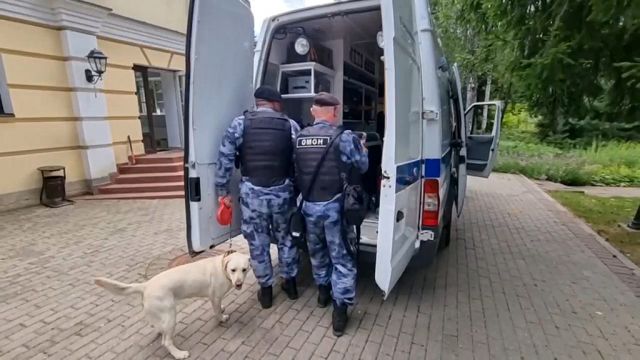 Russian Special Forces Kill Gunman Who Broke Into Private House Near Moscow