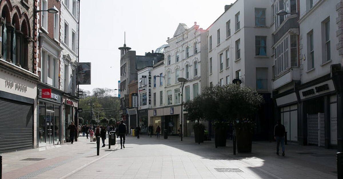 Man arrested after stabbing on Dublin's Grafton Street - Vimarsana News