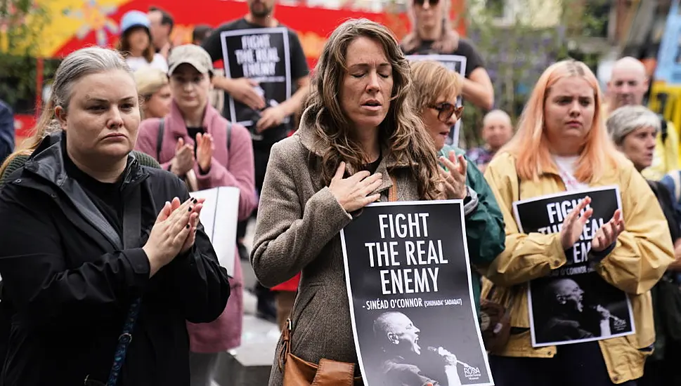 Sinéad O'connor Fans Gather In Dublin To Sing Nothing Compares 2 U