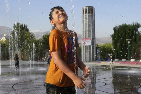 Iran Orders Nationwide Shutdown Due To High Temperatures