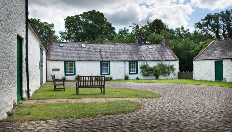 Farm Where Robert Burns Wrote Auld Lang Syne Becomes Museum