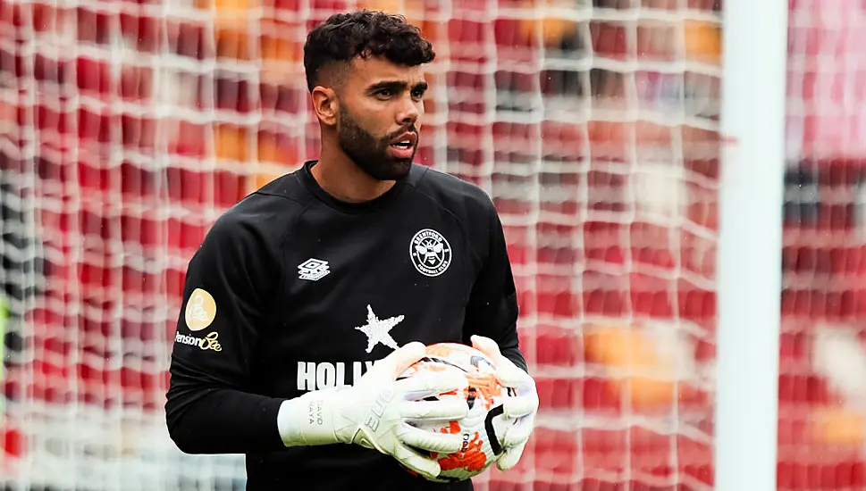 Arsenal Agree Deal To Sign Brentford Goalkeeper David Raya