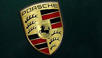 Porsche Sends Letters To Around 1,000 Uk Drivers Warning Wheels Could Fall Off