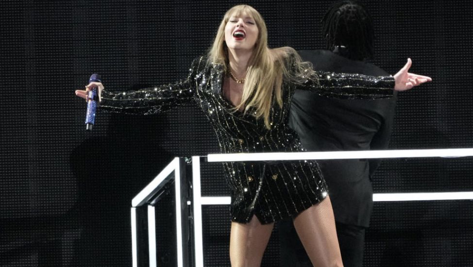 Taylor Swift Closes Out First Us Leg Of The Eras Tour At Sold-Out Sofi Stadium