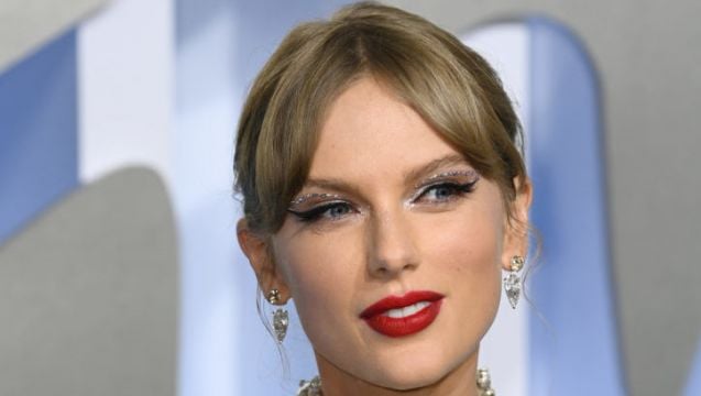 Taylor Swift: What Makes The Singer So Popular?