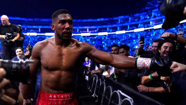 Anthony Joshua Won’t Get Distracted By ‘Hype’ Of Potential Deontay Wilder Clash