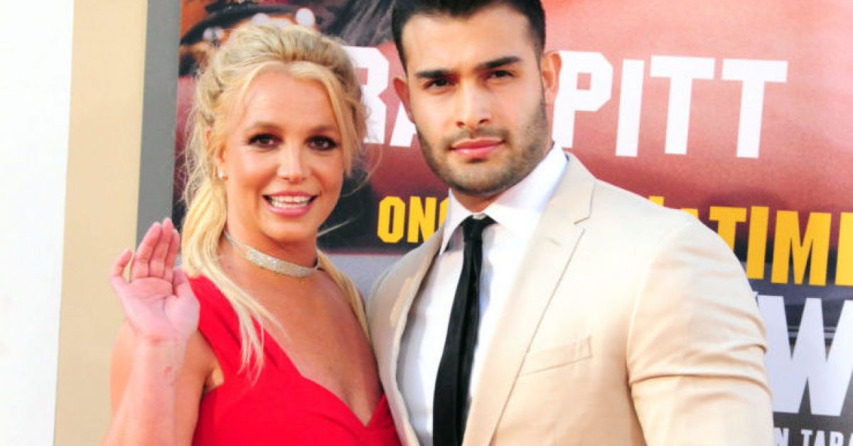 Sam Asghari asks for kindness after filing for divorce from Britney Spears