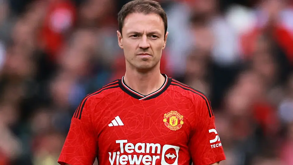 Man United Keen To Sign Jonny Evans Despite Harry Maguire’s Transfer Collapse