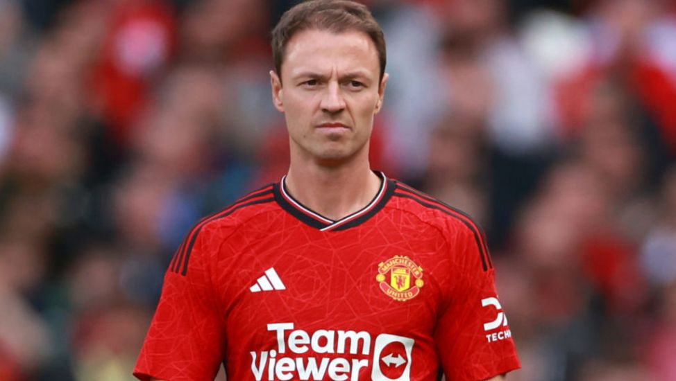 Man United Keen To Sign Jonny Evans Despite Harry Maguire’s Transfer Collapse