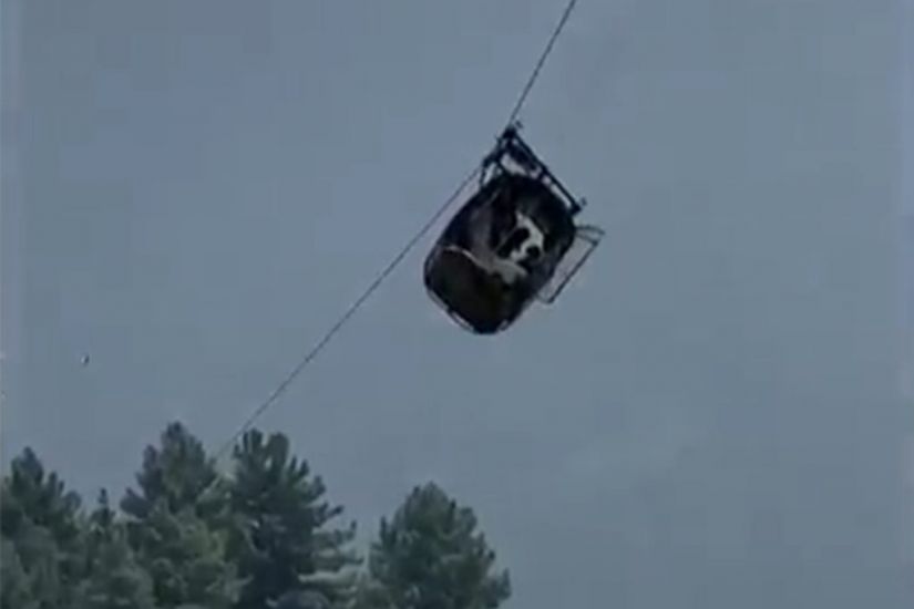 Rescuers Save Eight People Trapped In Cable Car Above Canyon In Pakistan