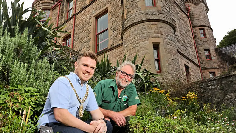 Lost And Found: Volunteers Restore Castle’s Millennium Maze