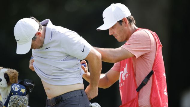 Mcilroy Three Behind Fedex Cup Lead Despite Muscle Spasms Leading Into Tournament