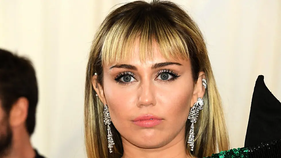 Miley Cyrus Reflects On Sinead O’connor Row In New Tv Special