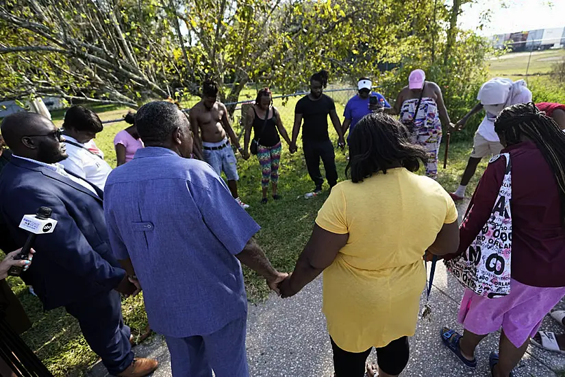 Jacksonville Shooting: Sadness, Not Rage Urged After Three Black People Killed