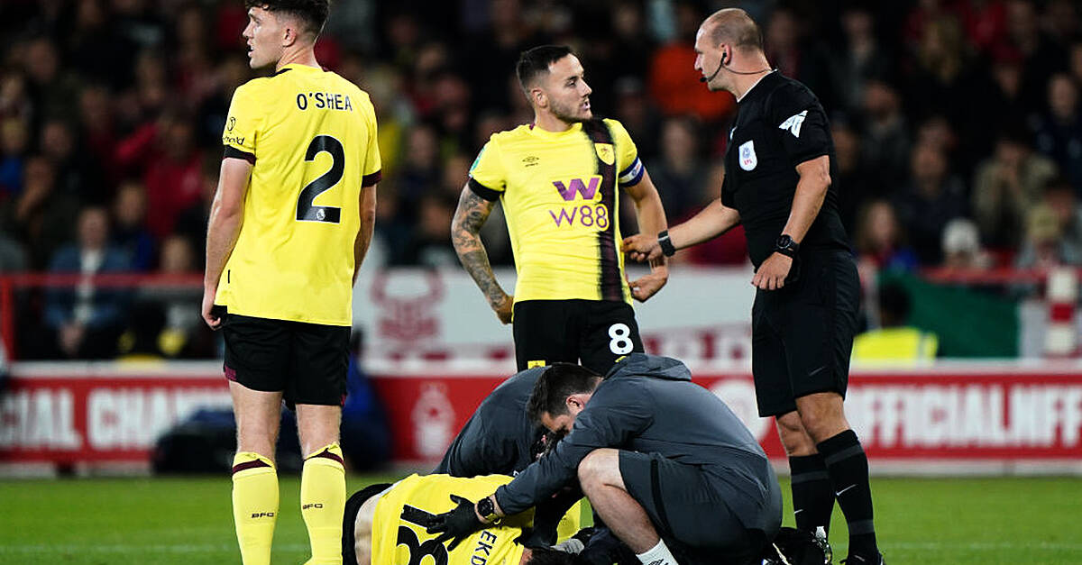 Forest 0-1 Burnley: Amdouni fires home late winner to send the Clarets into  Carabao Cup 3rd round