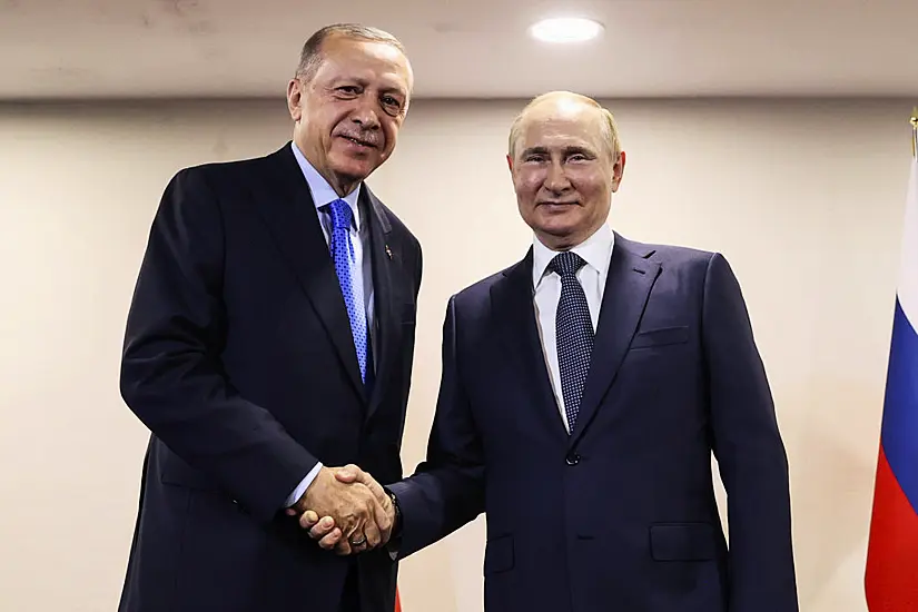 Talks Under Way Between Putin And Erdogan To Revive Ukraine Grain Export Deal