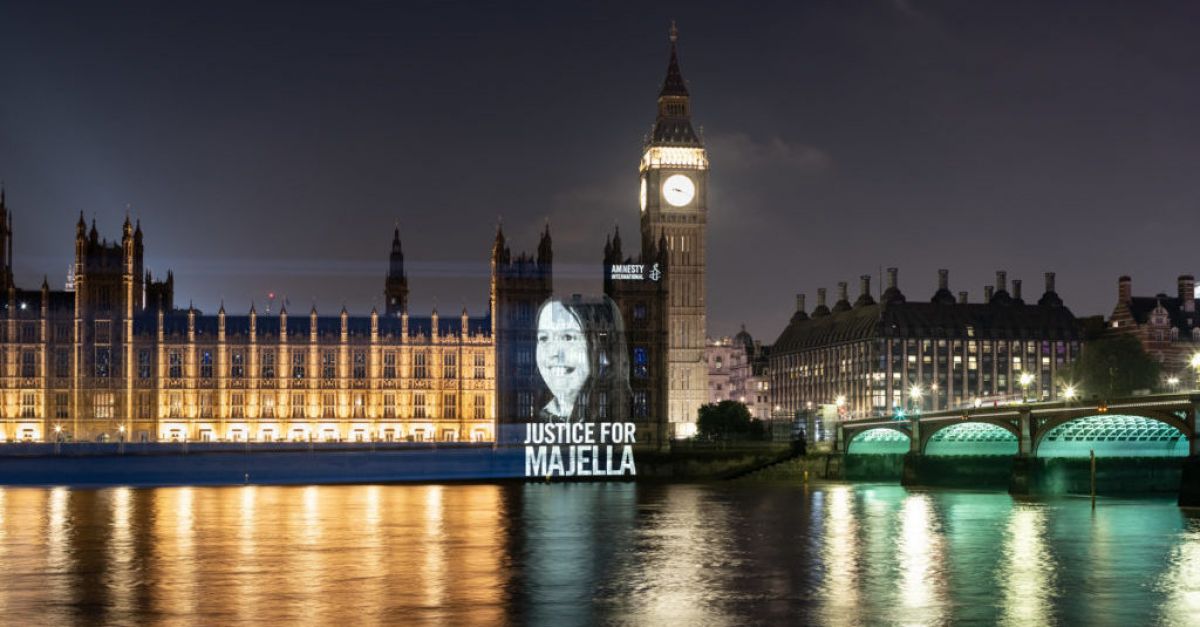 Des photos des victimes ont été montrées au Parlement britannique alors qu’il exhortait le gouvernement britannique à abandonner l’ancien projet de loi.