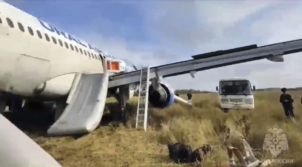 Russian Passenger Plane With Hydraulics Problem Makes Emergency Landing In Field