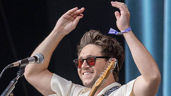 Laois Nationalist — Niall Horan surprised on set of The Voice US to mark 30th birthday - Vimarsana News