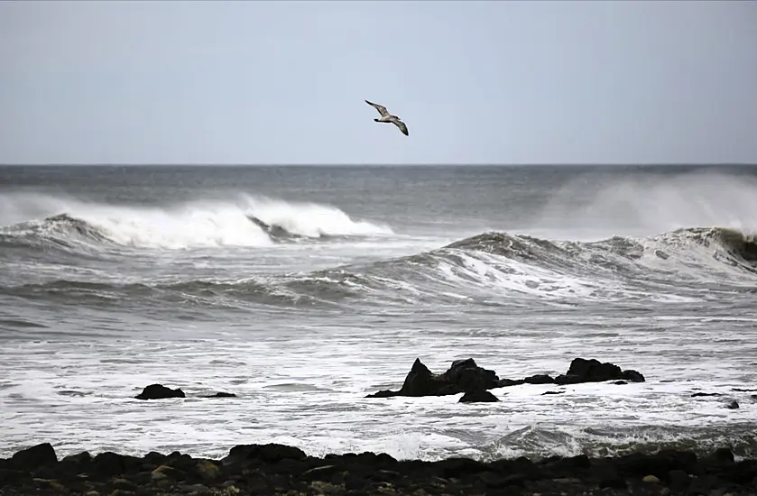 Storm Lee Makes Landfall In Canada With Winds Of 70Mph