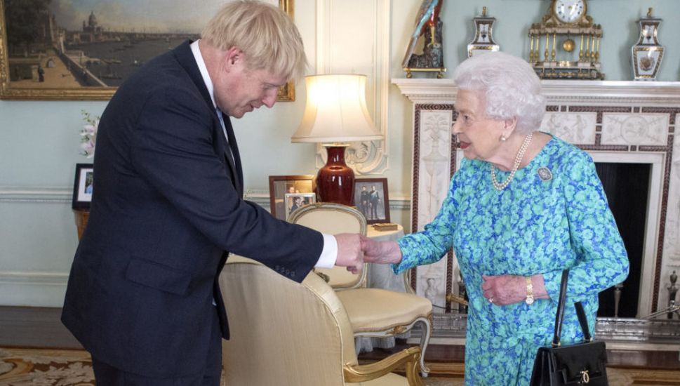 Officials ‘Raised Concerns With Buckingham Palace’ About Boris Johnson’s Conduct