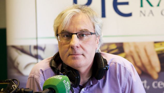 Raidió Na Gaeltachta Presenter Rónán Mac Aodha Bhuí Dies, Aged 53