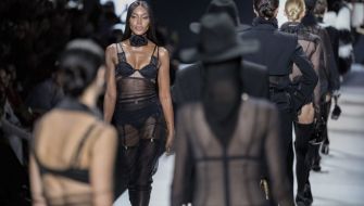 Naomi Campbell Wears Black Lingerie On Dolce And Gabbana Catwalk