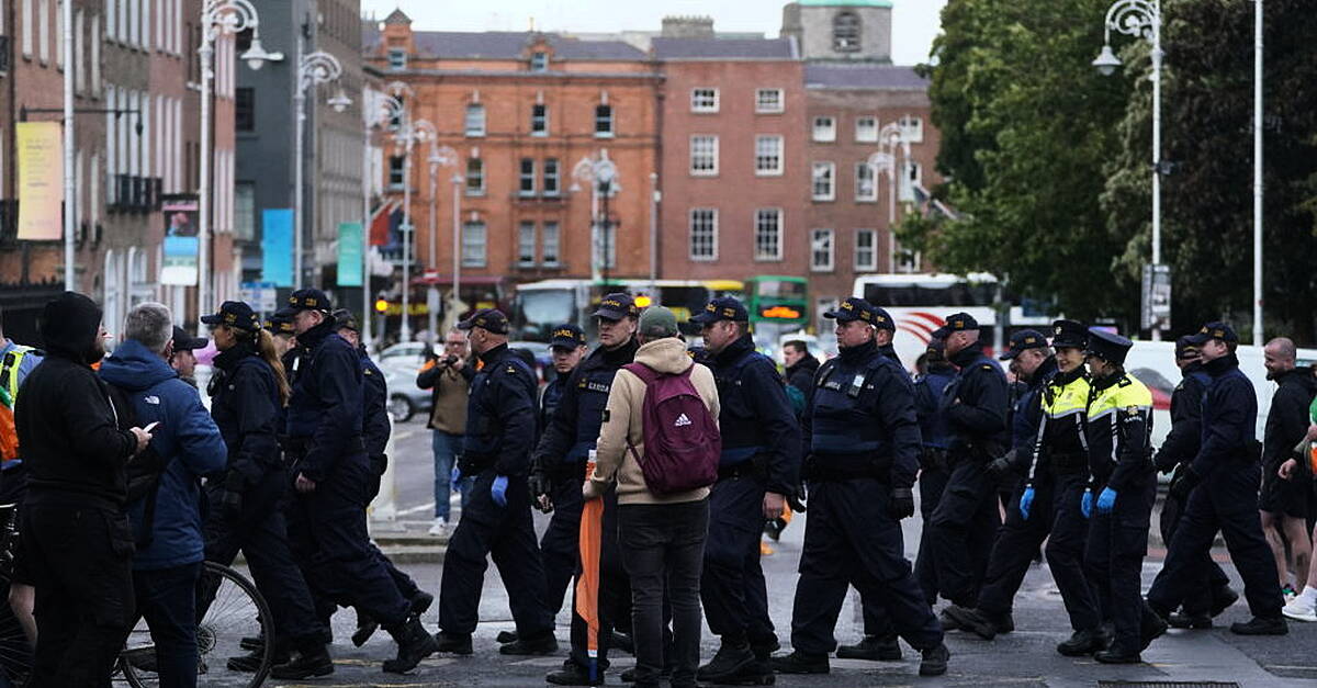 Ceann Comhairle pledges to protect Irish democracy from ‘hate mongers’