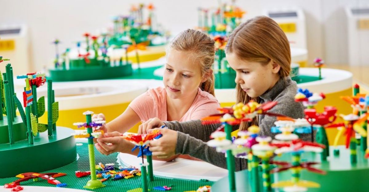 Lego abandonne son projet de fabriquer des briques à partir de bouteilles de boissons recyclées