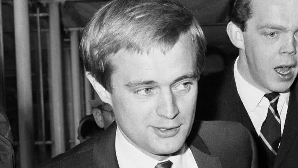 David Mccallum, Star Of Tv Series The Man From U.n.c.l.e., Dies Aged 90