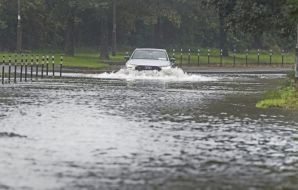Flash Flooding Possible As Met Éireann Issues Status Orange Thunderstorm Alert