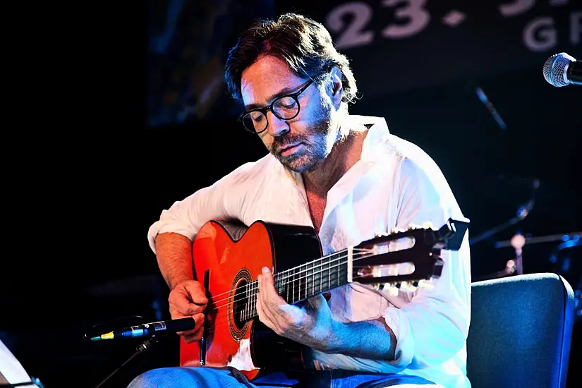 Us Guitarist Al Di Meola ‘Stable’ After Suffering Heart Attack In Romania