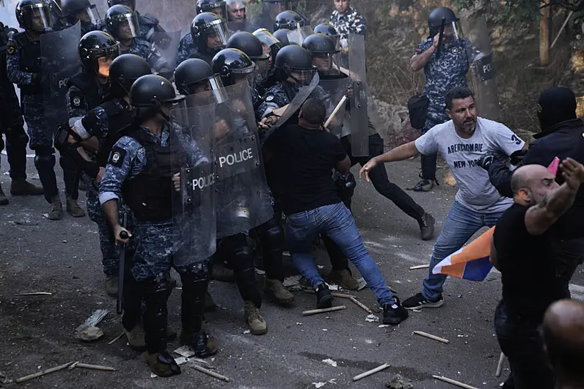 Lebanese Armenians Scuffle With Police During Protest Outside Azerbaijan Embassy