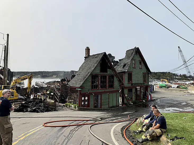 Fire Destroys Jamie Wyeth Paintings At Art Gallery In Maine