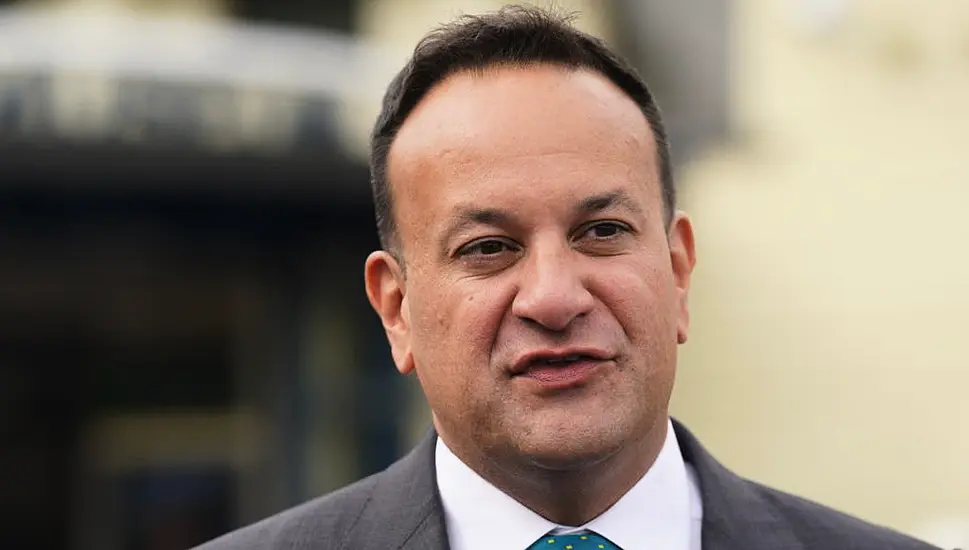 Varadkar Criticises Some Mainstream Media For ‘Advertising Harmful Content’ Online