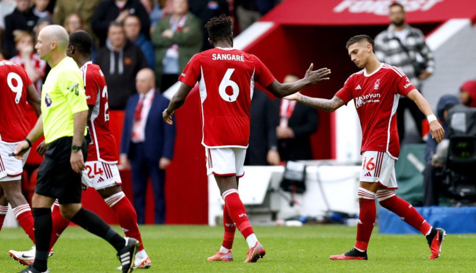 Nicolas Dominguez Earns Point For 10-Man Nottingham Forest Against Brentford