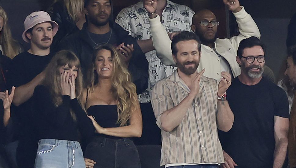 Taylor Swift Joined By Fellow A-Listers At Kansas City Chiefs Game