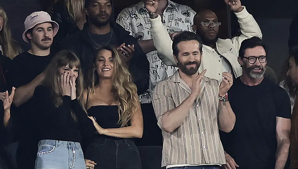 Taylor Swift Joined By Fellow A-Listers At Kansas City Chiefs Game