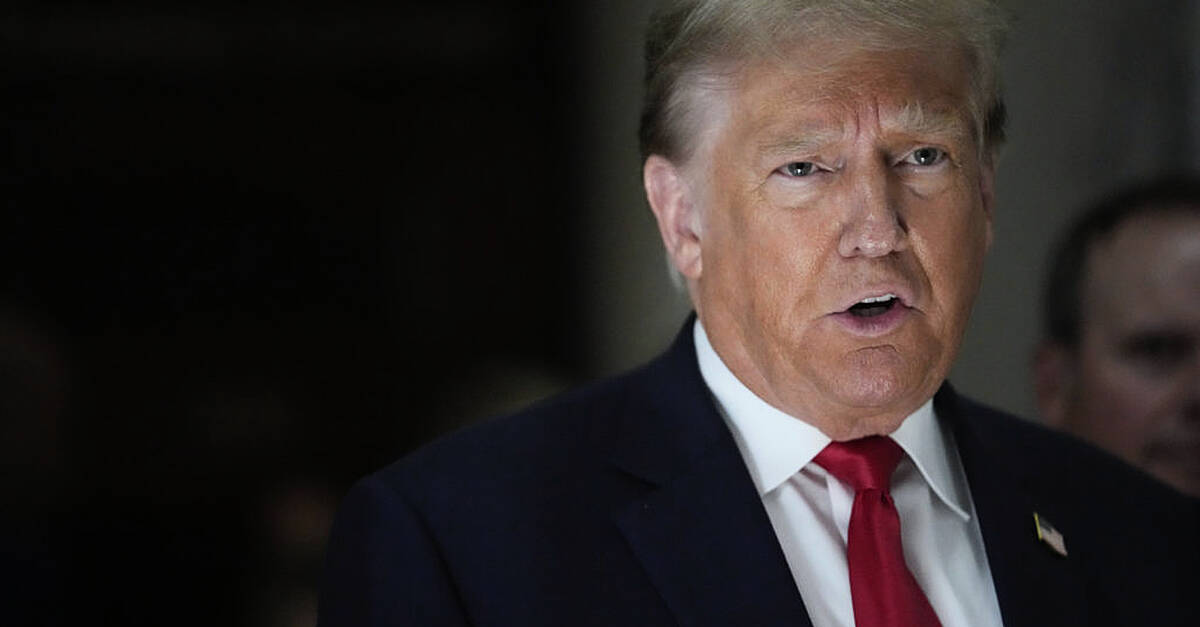 Trump ‘temporarily’ drops lawsuit against his former lawyer